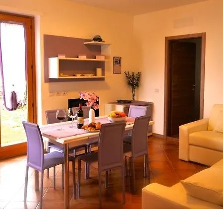 Apartment Case Dei Fiori Domaso